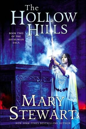 Book The Hollow Hills (The Arthurian Saga, Book 2) free