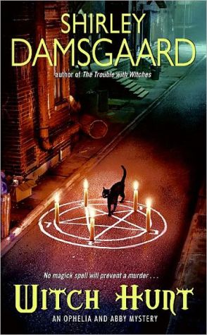 Book Witch Hunt (Ophelia & Abby Mysteries, No. 4) free