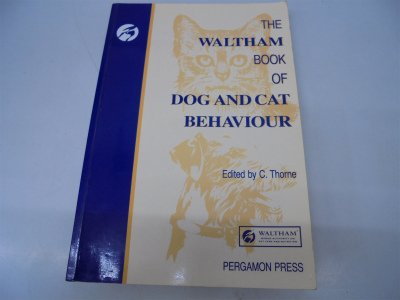 Book The Waltham Book of Dog and Cat Behaviour (Pergamon Veterinary Handbook Series) free