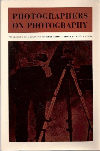 Book Photographers on Photography: A Critical Anthology (Foundations of Modern Photography) free