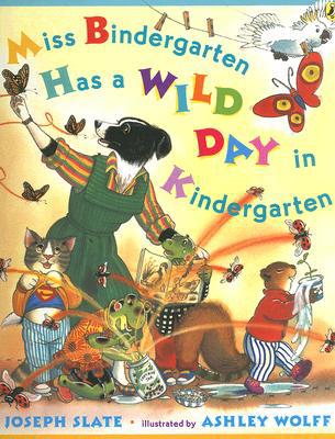 Book Miss Bindergarten Has a Wild Day in Kindergarten (Miss Bindergarten Books (Paperback)) free