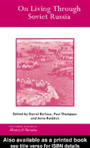 Book Living Through Soviet Russia free