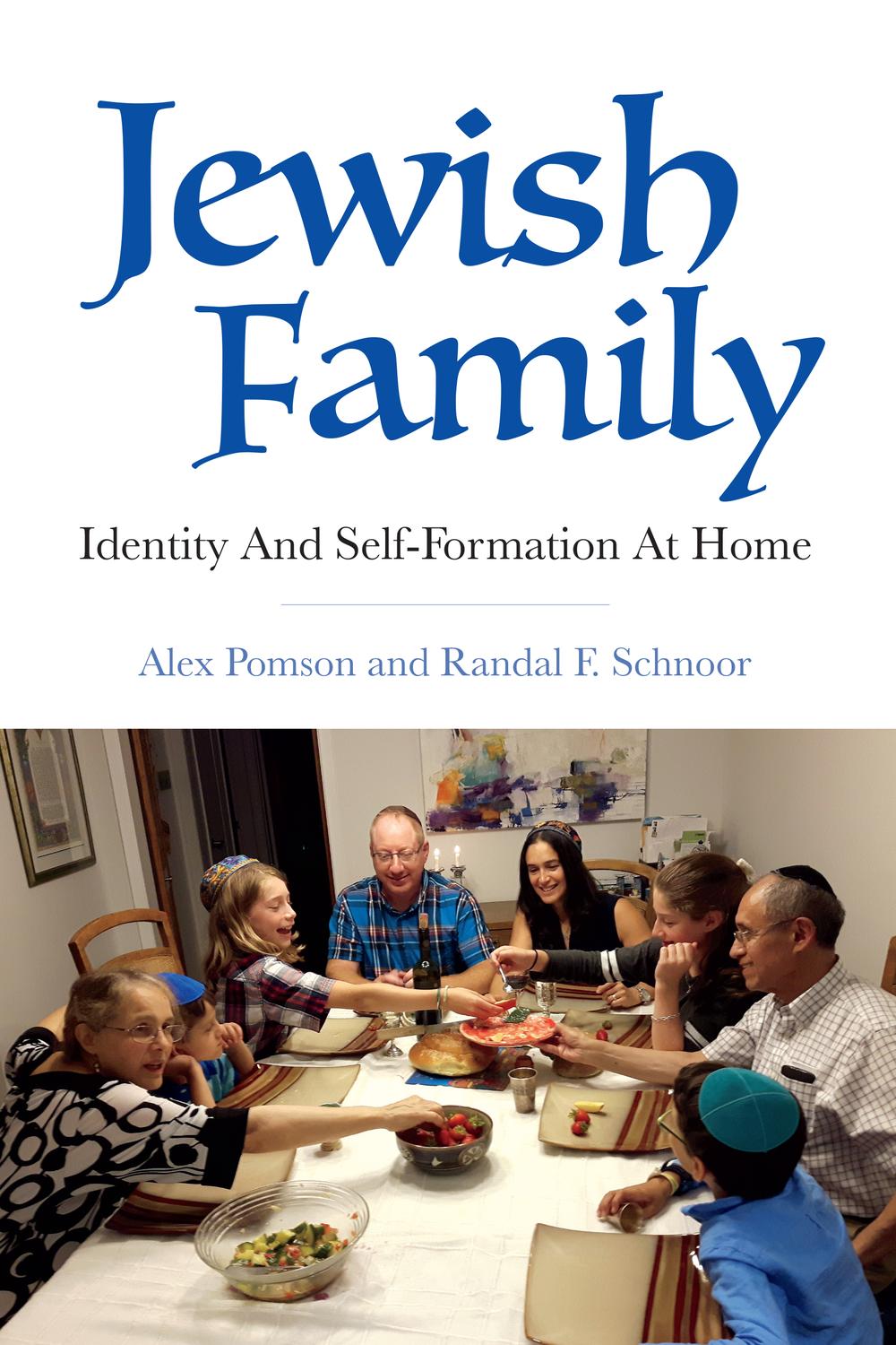 Book Jewish Family free